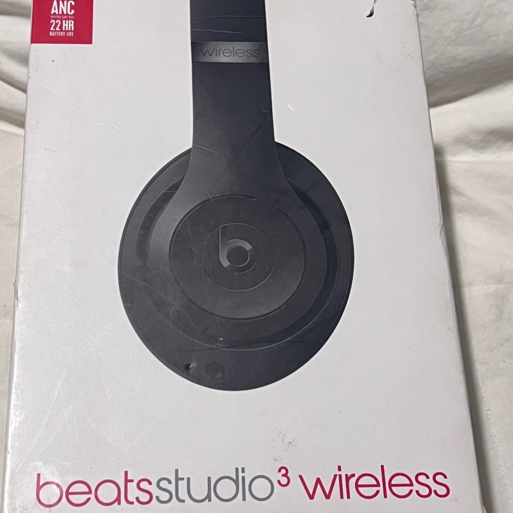 Beats by Dre Studio3 Wireless Over-Ear Headphones - Black